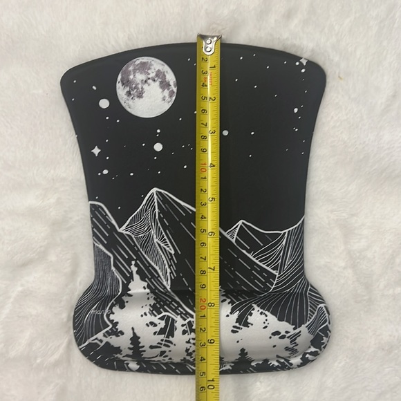 NWOT Moon & Mountain Wrist Support & Mouse Pad - Picture 6 of 6